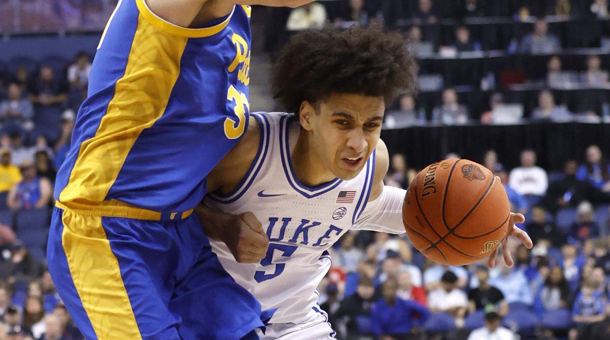 Duke’s Tyrese Proctor (5) drives by Pittsburgh’s Jorge Diaz Graham (31) during the second half of Duke’s game against Pitt in the quarterfinals of the ACC Men’s Basketball Tournament in Greensboro, N.C., Thursday, March 9, 2023.
