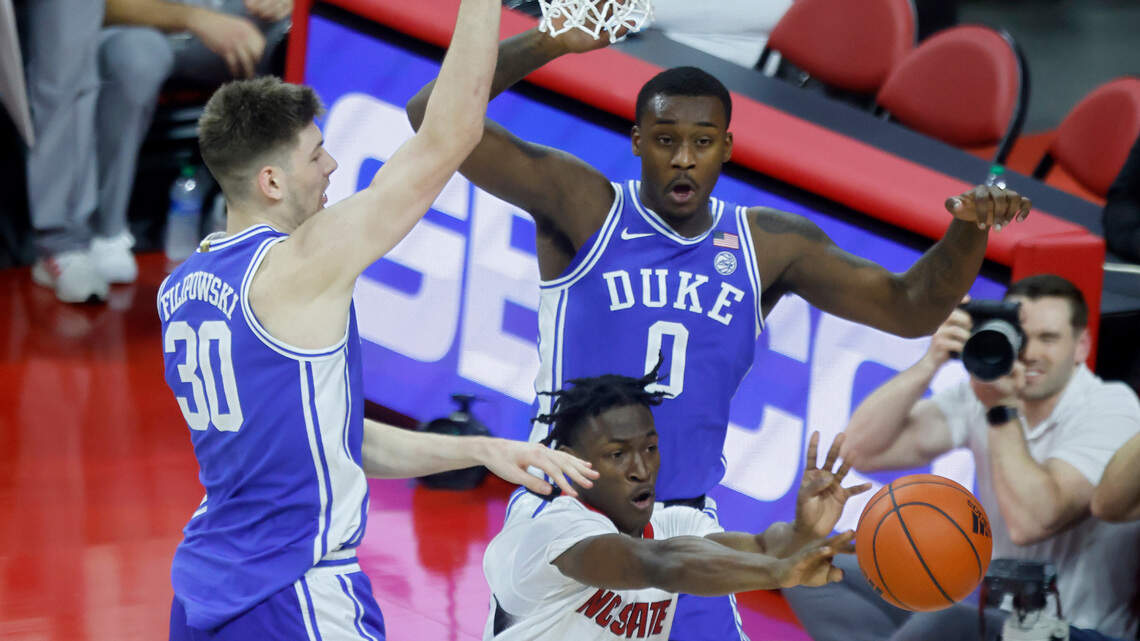 After wild week of big losses in AP Top 25 poll, a new No. 1. Also, did Duke survive?