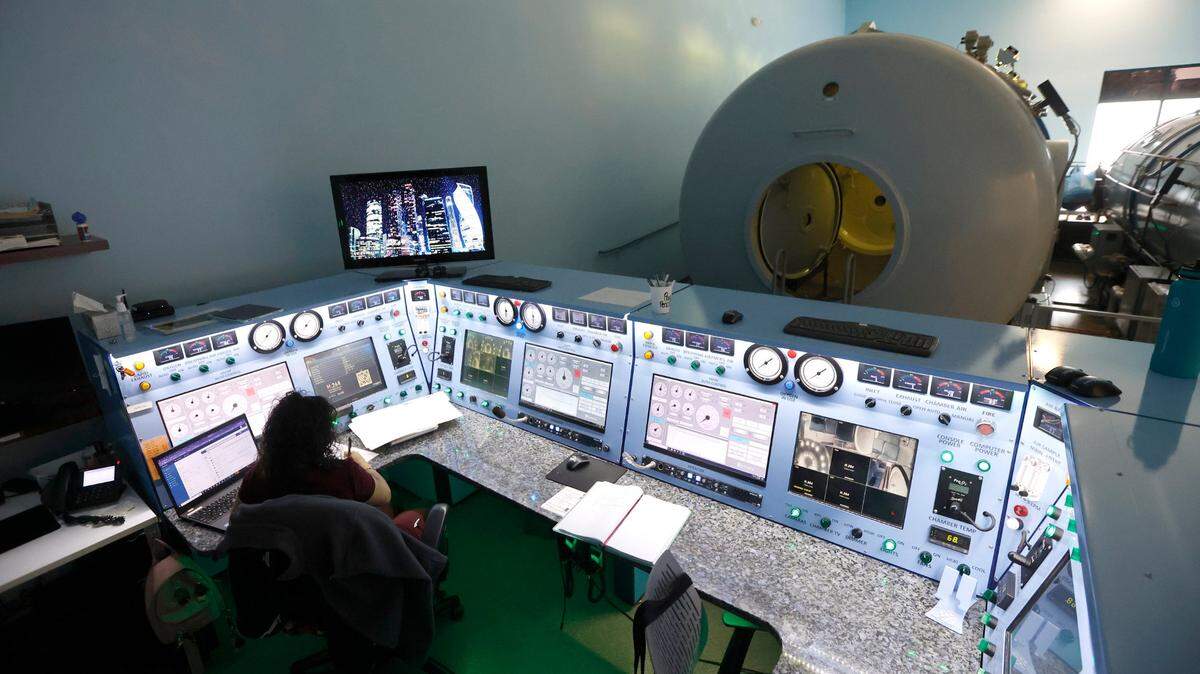 Hope for sale: RTP entrepreneur promotes oxygen therapies medical experts don’t embrace