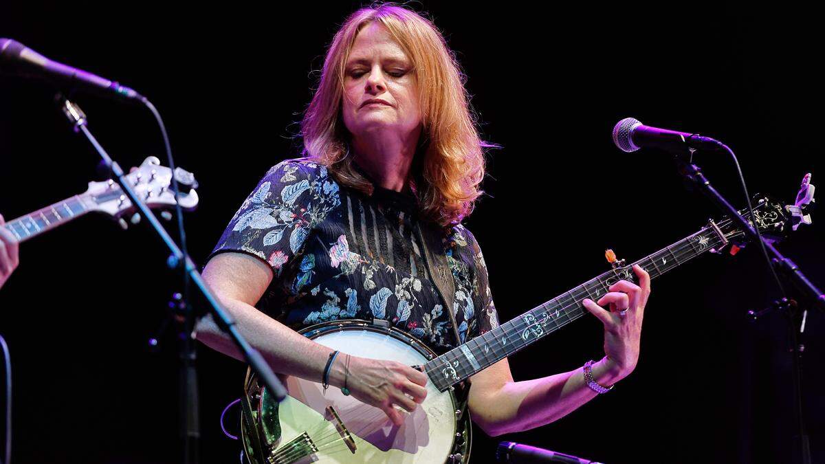 Alison Brown is giving the keynote address at the International Bluegrass Music Association conference.