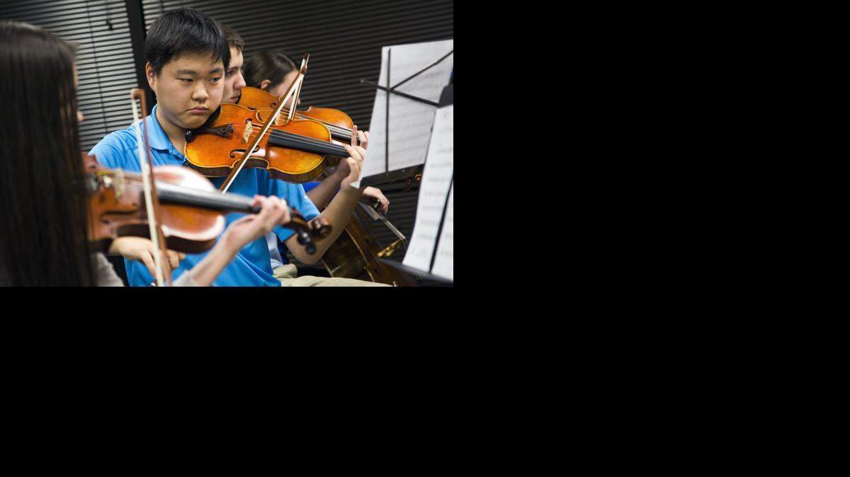 WS-STRINGS-NE-111814-TEL