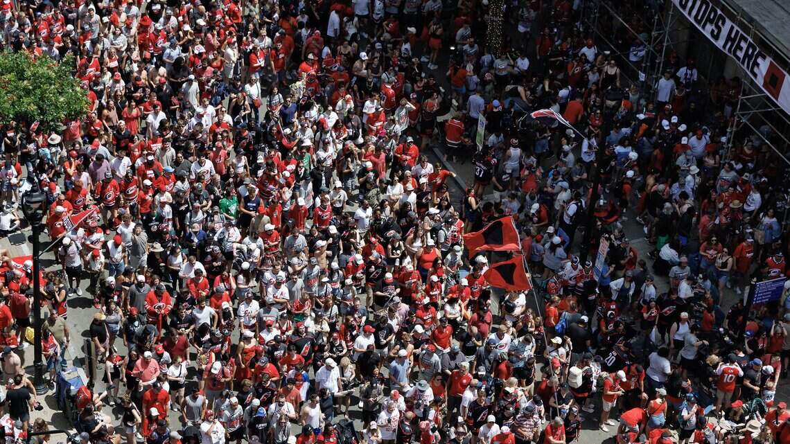 180,000 people: How Canes’ victory parade compares with other Stanley Cup parades