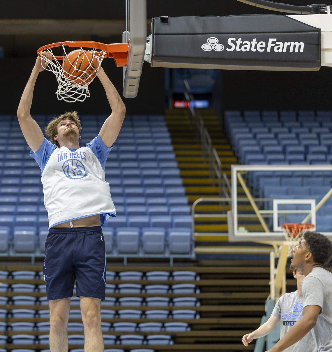North Carolina center Henri Veesaar (13) dunks during practice on Thursday, October 9. 2025 at the Smith Center in Chapel Hill, N.C.