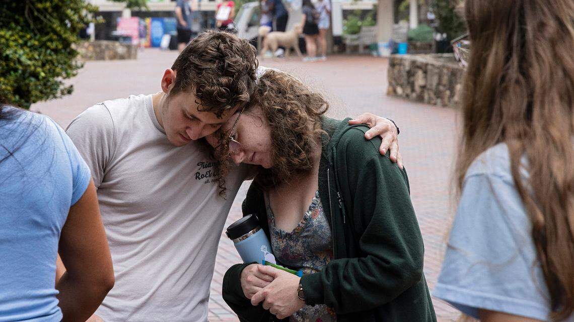 Classes canceled through Wednesday after fatal shooting at UNC-Chapel Hill