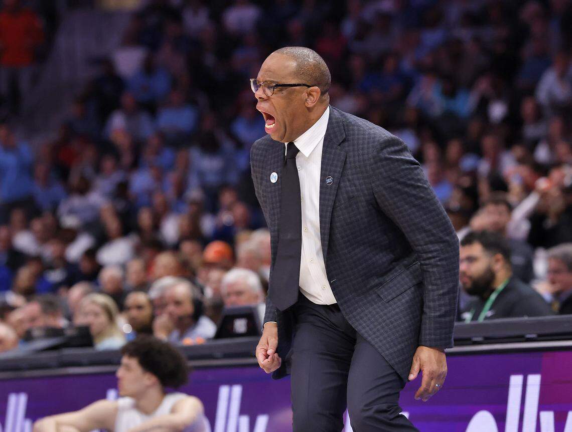 North Carolina head coach Hubert Davis reacts during the second half of the Tar Heels’ 80-79 loss to Clemson in the ACC Tournament quarterfinals on Thursday, March 12, 2026, at the Spectrum Center in Charlotte, N.C.
