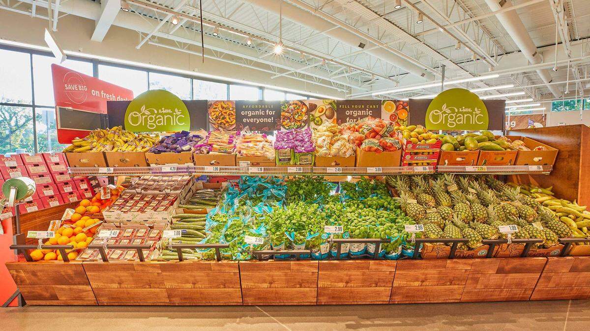 Lidl fresh produce department.