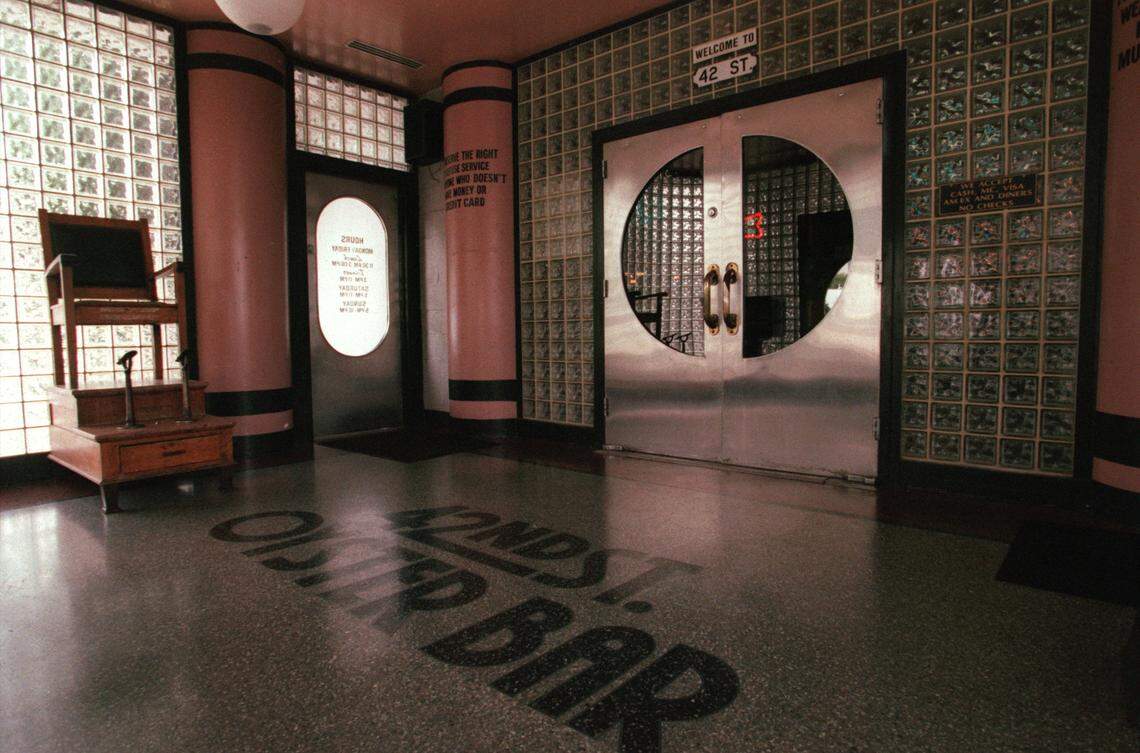 In the mid-1980s, Angus Barn co-founder Thad Eure built 42nd Street Oyster Bar as we know it today, an art deco restaurant lined with neon.