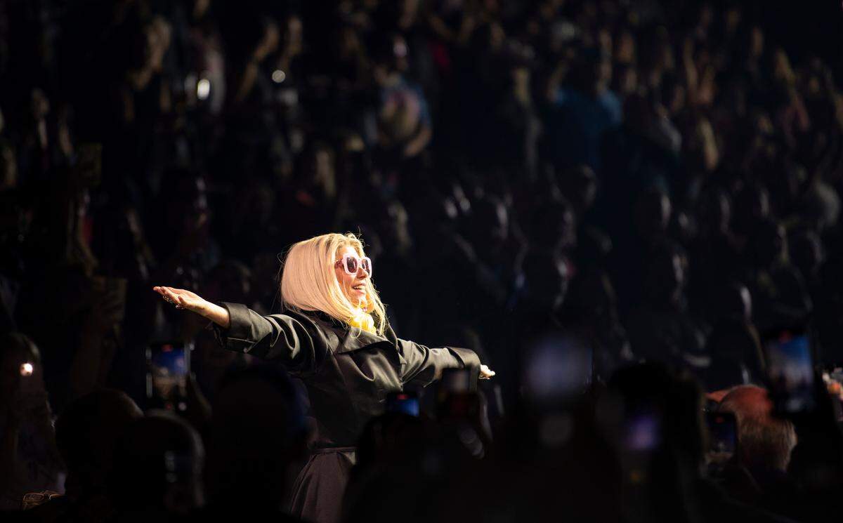 Pop country great Shania Twain brings her “Queen of Me Tour” to Raleigh, N.C.’s PNC Arena, Wednesday night, Oct. 18, 2023.