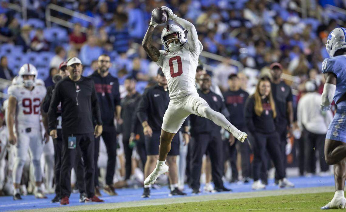 Stanford wide receive Caden High (0) pulls in a pass from quarterback Elijah Brown (2) in the second quarter for a gain of 15 yards against North Carolina on Saturday, November 8, 2025 at Kenan Stadium in Chapel Hill, N.C.