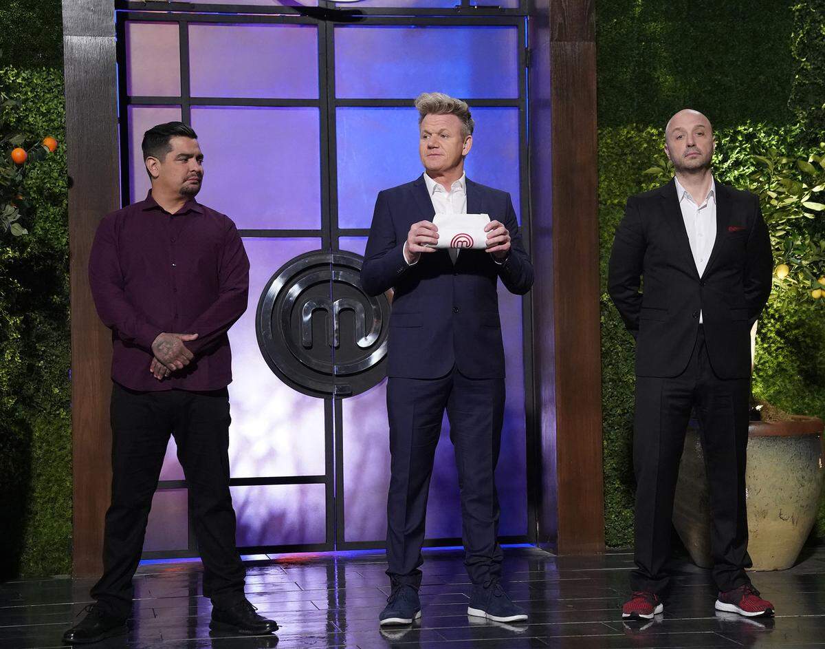 (L-R): "MasterChef" judges Aaron Sanchez, Gordon Ramsay and Joe Bastianich in the season premiere episode on Fox.