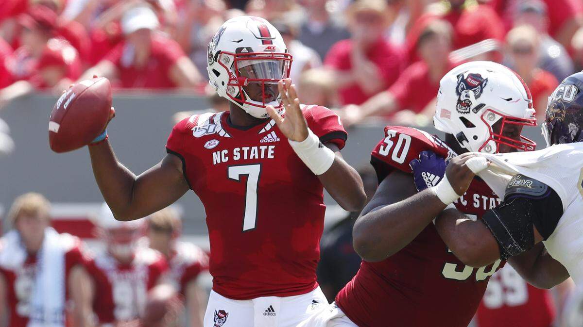 N.C. State quarterback Matt McKay (7) prepares to pass during the first half of N.C. State’s game against Western Carolina at Carter-Finley Stadium in Raleigh, N.C., Saturday, Sept. 7, 2019.
