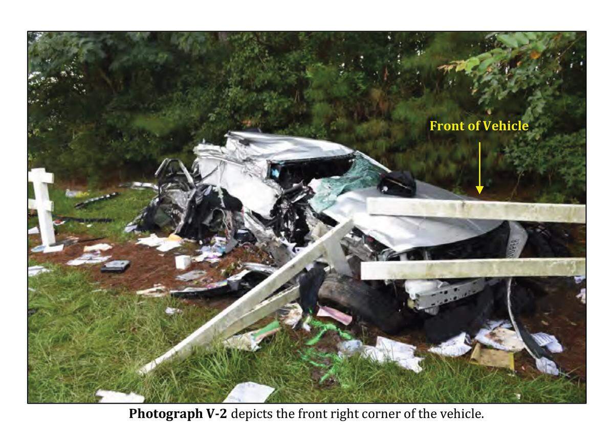 The Highway Patrol reconstruction report in the fatal crash of Michael Higgins shows Trooper Omar Romero Mendoza’s patrol car after the crash in August 2020.