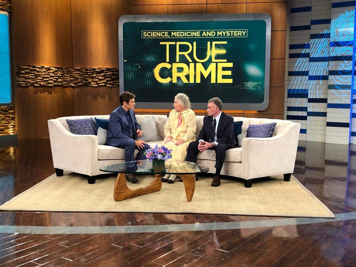 Dr. Mehmet Oz, left, with Patricia Peterson, center, and Michael Peterson during a taping of the “Dr. Oz” show scheduled to air Oct. 3, 2019.