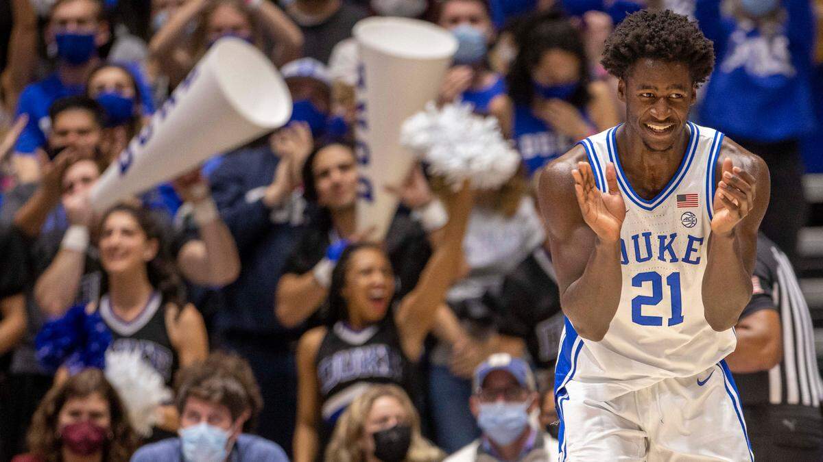 Duke’s A.J. Griffin (21) reacts after scoring late in the second half against Lafayette on Friday, November 19, 2021 at Cameron Indoor Stadium in Durham, N.C. Griffin scored 18 point in the Blue Devils’ 88-55 victory.