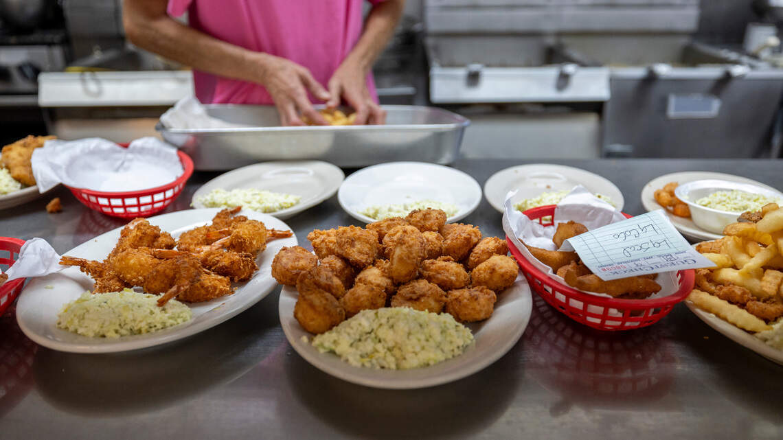 Calabash, the world’s most famous seafood town, carries on as an iconic restaurant rebuilds
