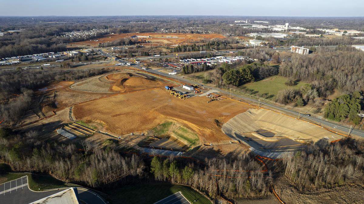 Barbecue & Beaver nuggets. What Buc-ee’s fans will wait for with NC store delayed
