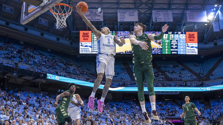 Photos: North Carolina defeats Charlotte 49ers - College basketball