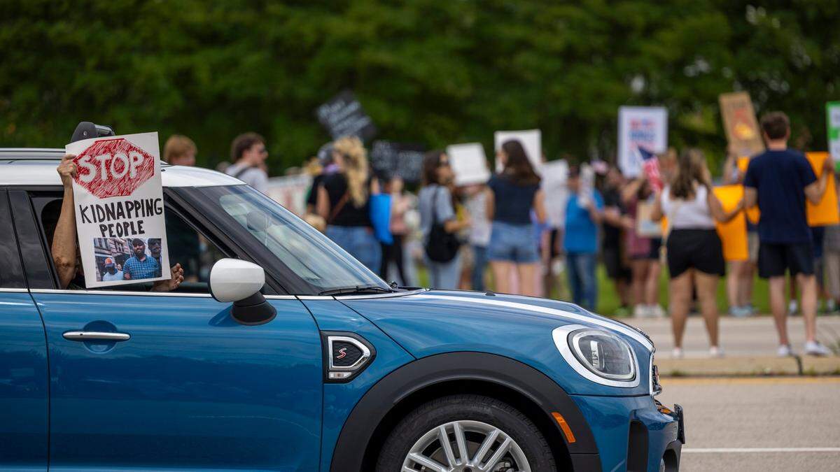 More than 1500 demonstrators lined Capital Boulevard to protest the policies and tactics of the of President Donald Trump on Saturday, June 14, 2025 near Triangle Town Center in Raleigh. The Raleigh “No Kings” rally was one of dozens across North Carolina and hundreds nationwide on what organizers called a nationwide day of defiance against the Trump administration.