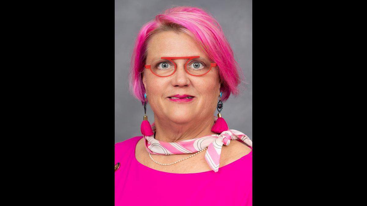 Allison Dahle