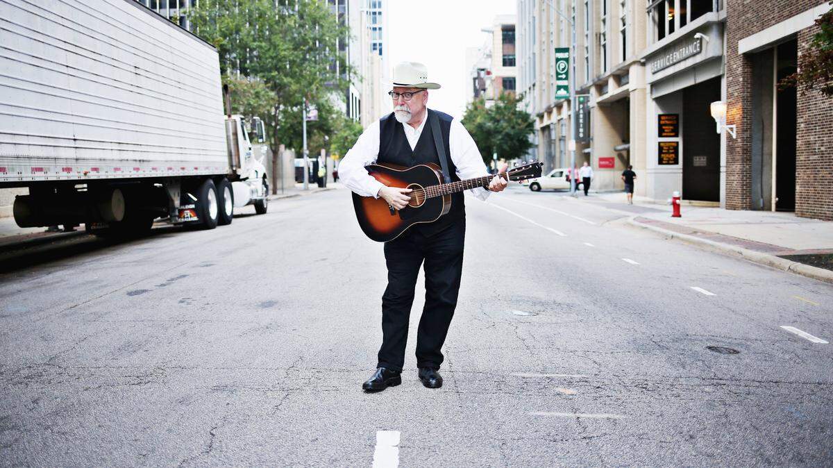 Whether you’re new to bluegrass week or a veteran, here’s how to make the most of it