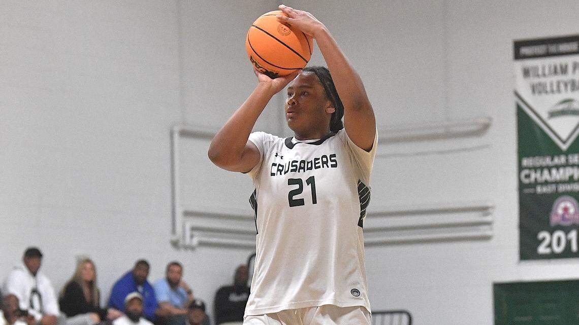 Grace Christian’s Sarah Strong (21) pulls up for the jump shot against South Mecklenburg at the John Wall Holiday Invitational. The Grace Christian Crusaders and the South Mecklenburg Sabres met in the John Wall Holiday Invitational in Raleigh, N.C. on December 29, 2023.