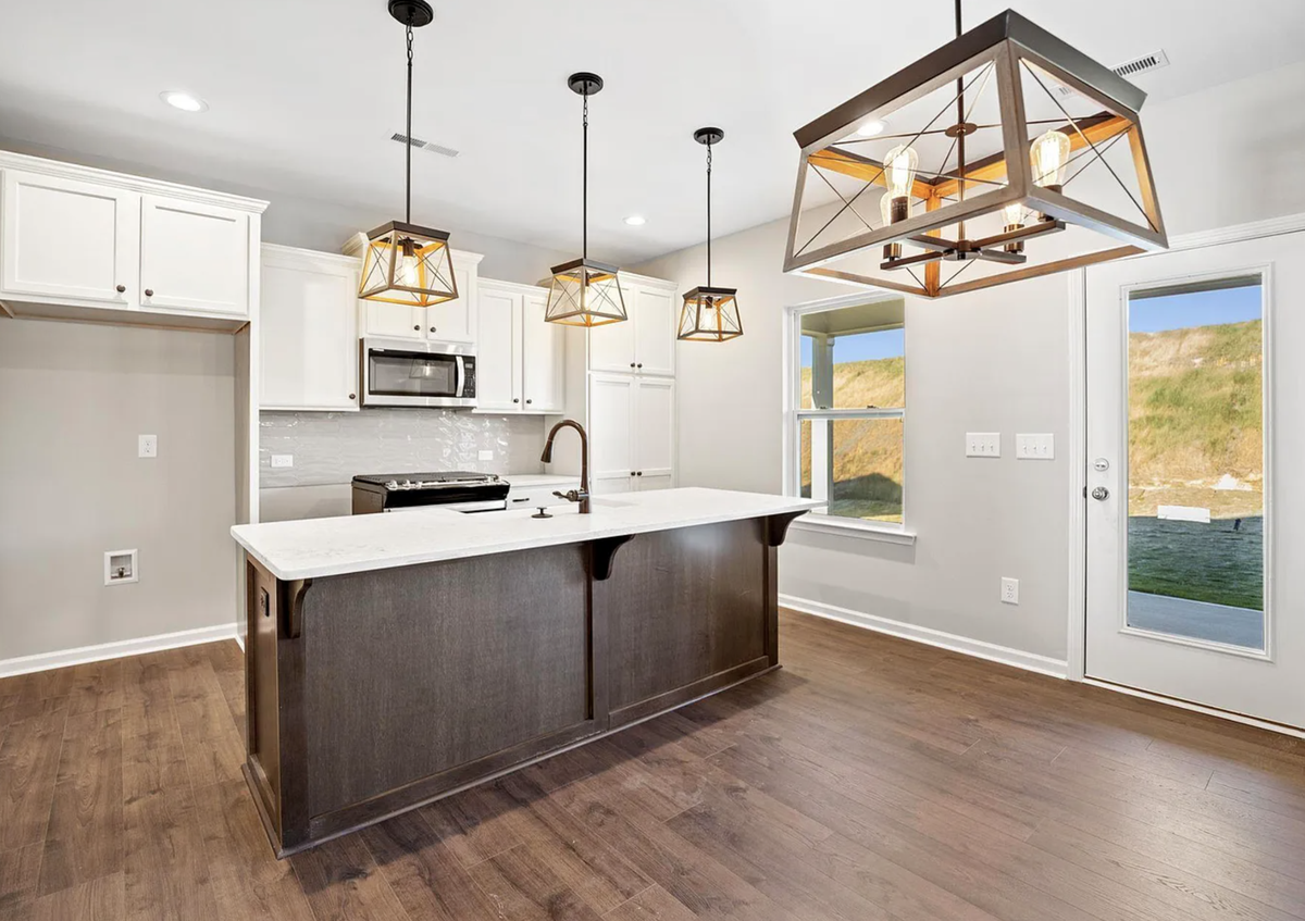 137 Curling Creek Dr #293, Clayton 27527