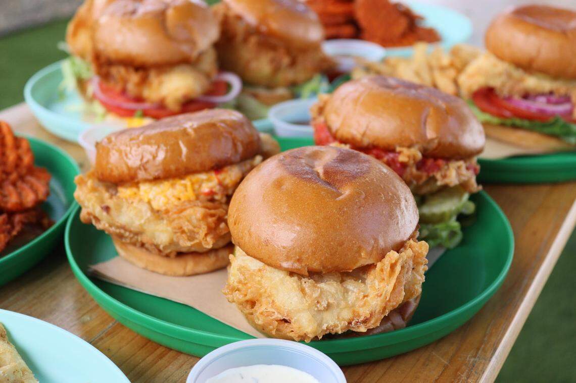 The menu of BB’s Crispy Chicken includes battered chicken breast sandwiches, topped with a series of hot sauce, or cooled off with a smear of mayonnaise.