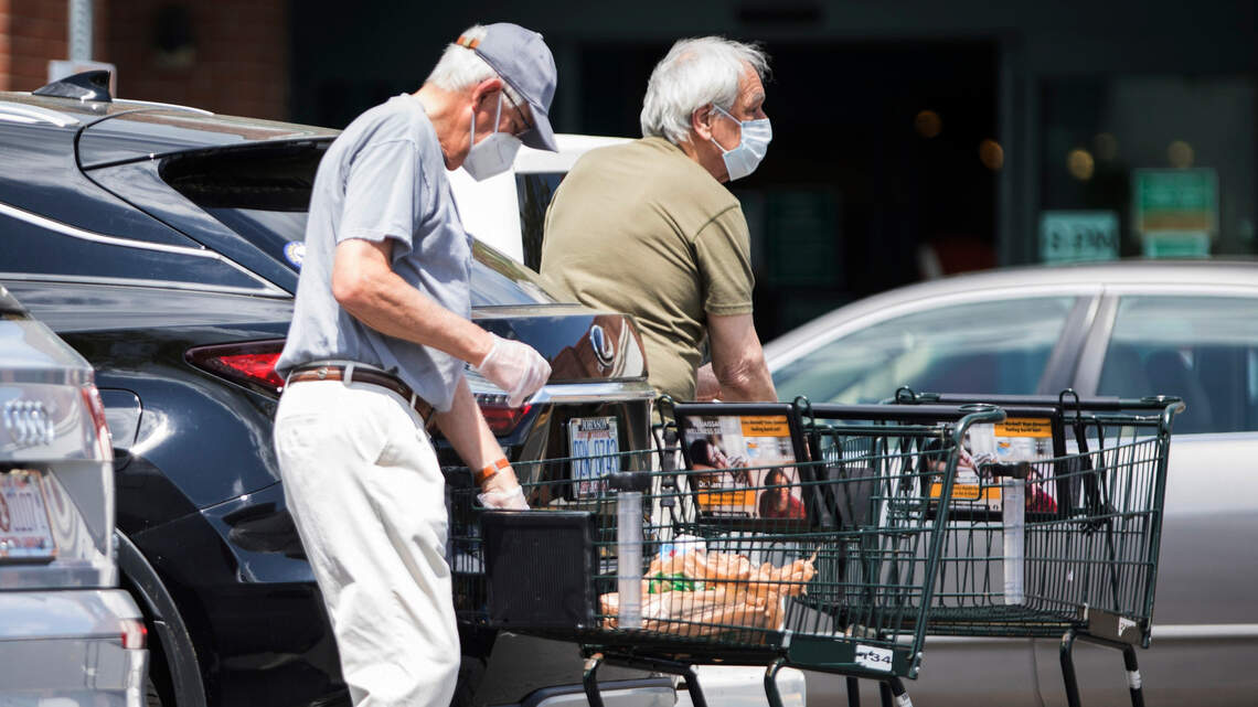 In an about-face, Harris Teeter says it will require masks for all, enforce NC mandate