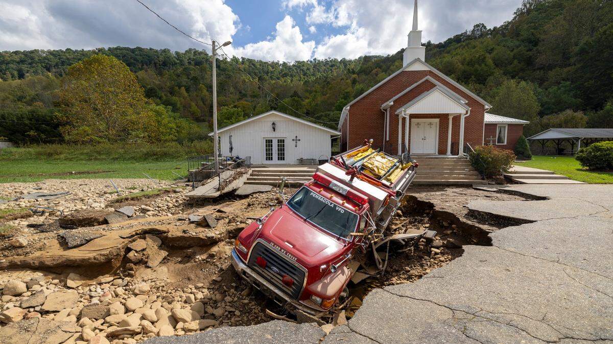 Photos: Surrounded by water, small NC community had to wait until rescue could safely travel