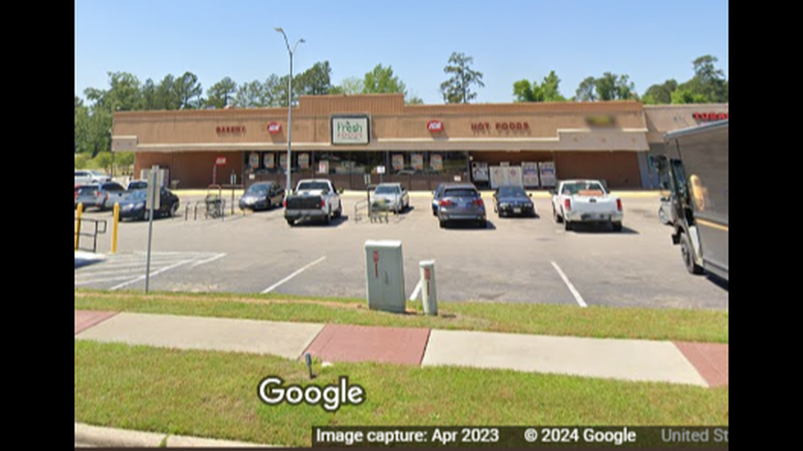 A man’s vehicle was stolen from the IGA store in Raeford, North Carolina, and he’s the one who ended up in jail, according to investigators.