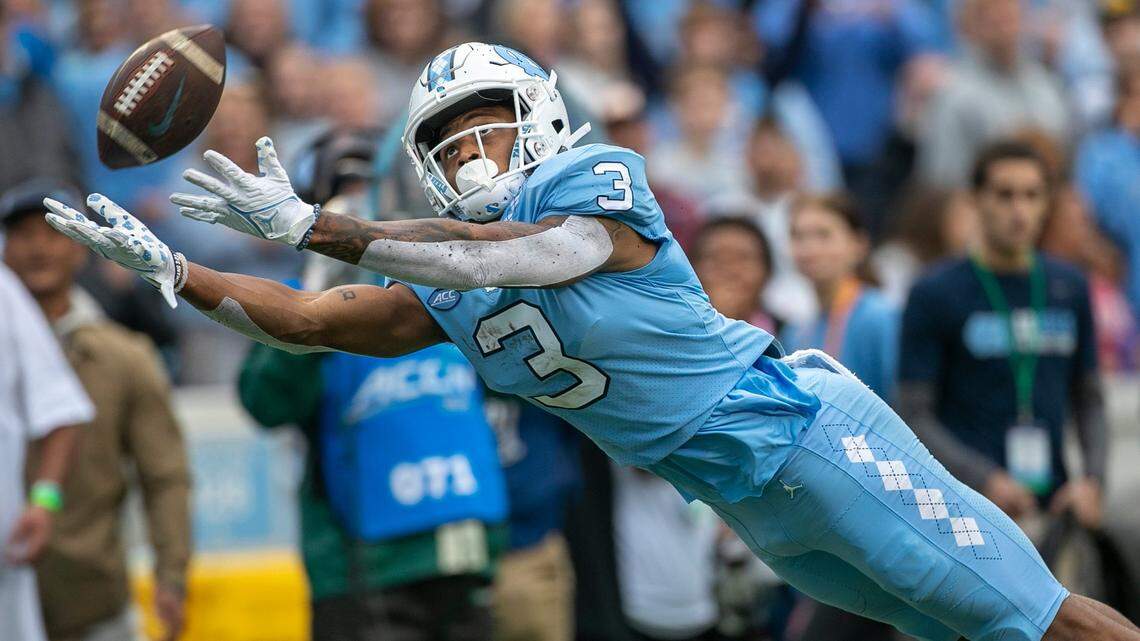 North Carolina Tar Heels beat Virginia Tech Hokies 41-10 in ACC college football game