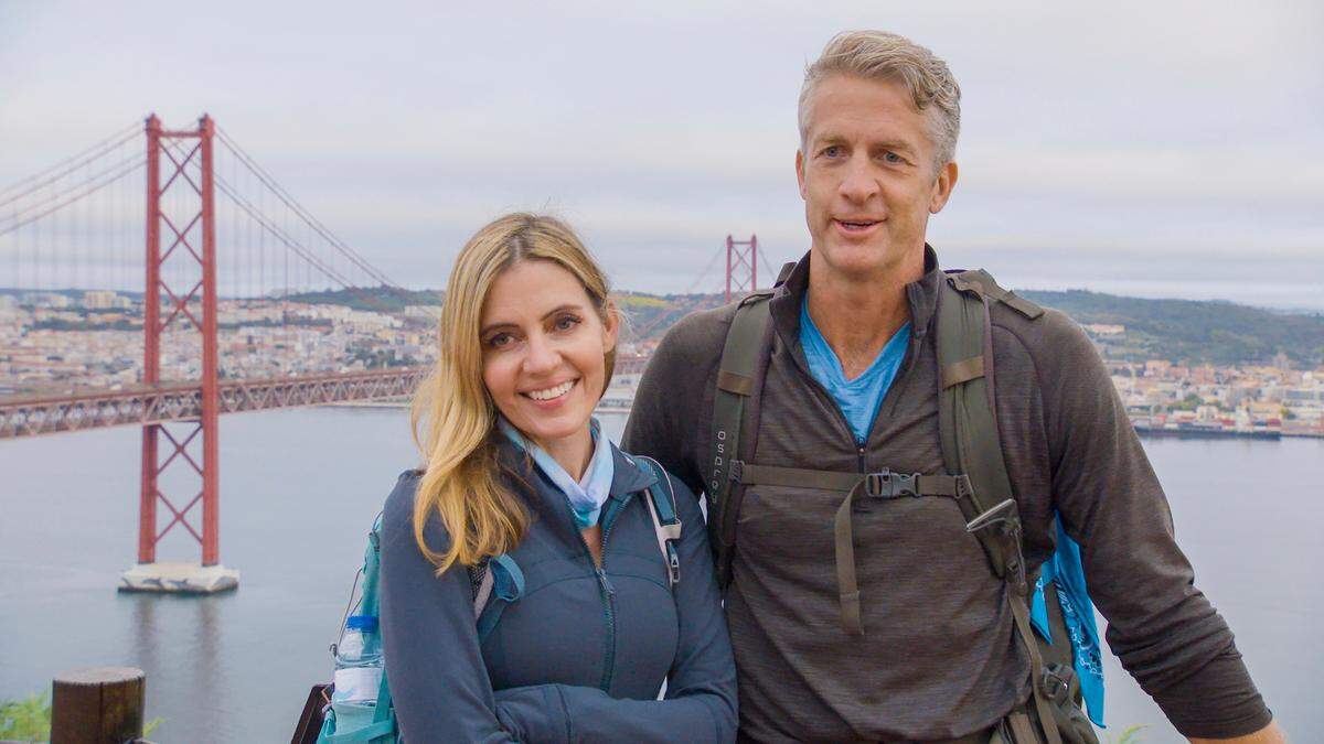 Kim and Penn Holderness in the March 2, 2022, finale of “The Amazing Race.”