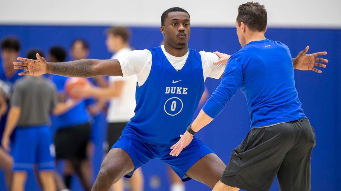 Duke starts practice for 2022-23 college basketball season with star freshman sidelined