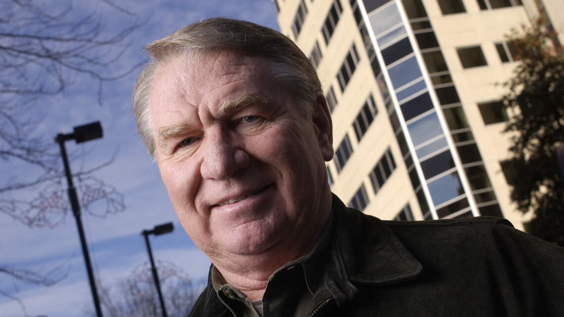 Stephen Stroud, who helped bring Carolina Hurricanes to Raleigh, has died