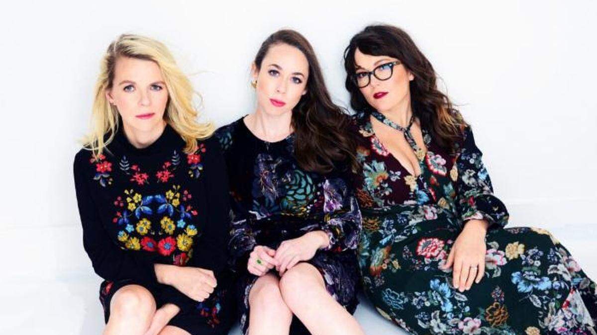 I’m With Her, the band of Aoife O’Donovan, left, Sarah Jarosz and Sara Watkins, is finding success together with their debut album, “See You Around.” All three have successful solo careers.