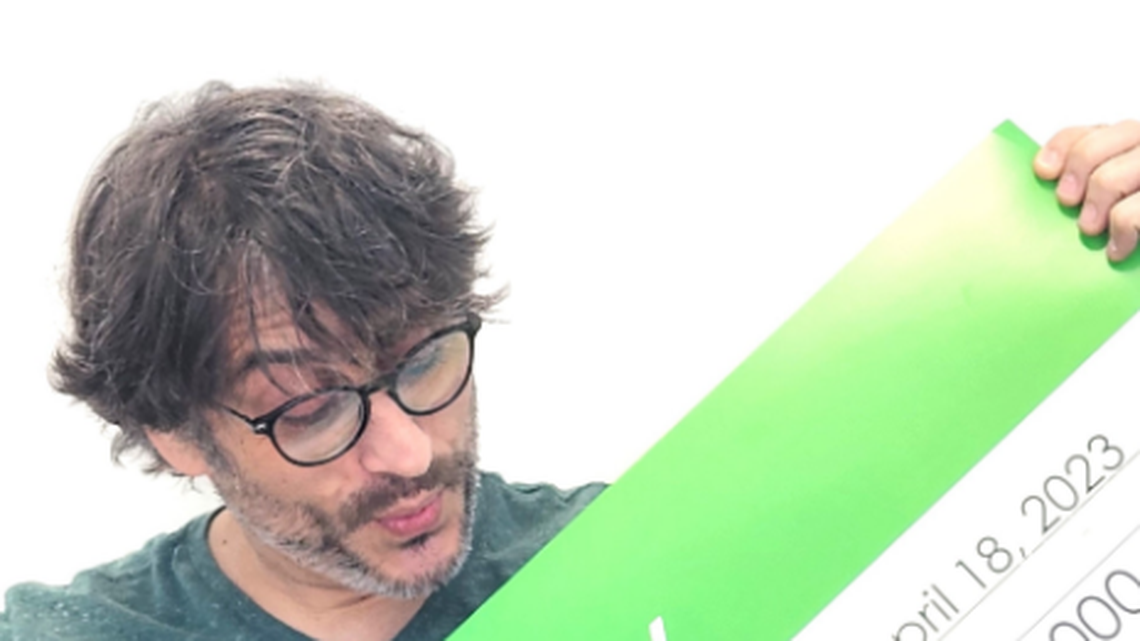 Vasilis Simmons won a big Powerball prize after forgetting about his lucky ticket.