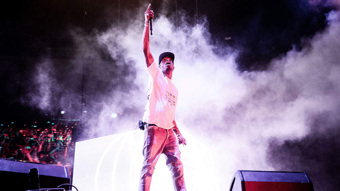 People waited hours to see Travis Scott’s concert. Production issues are postponing more shows.