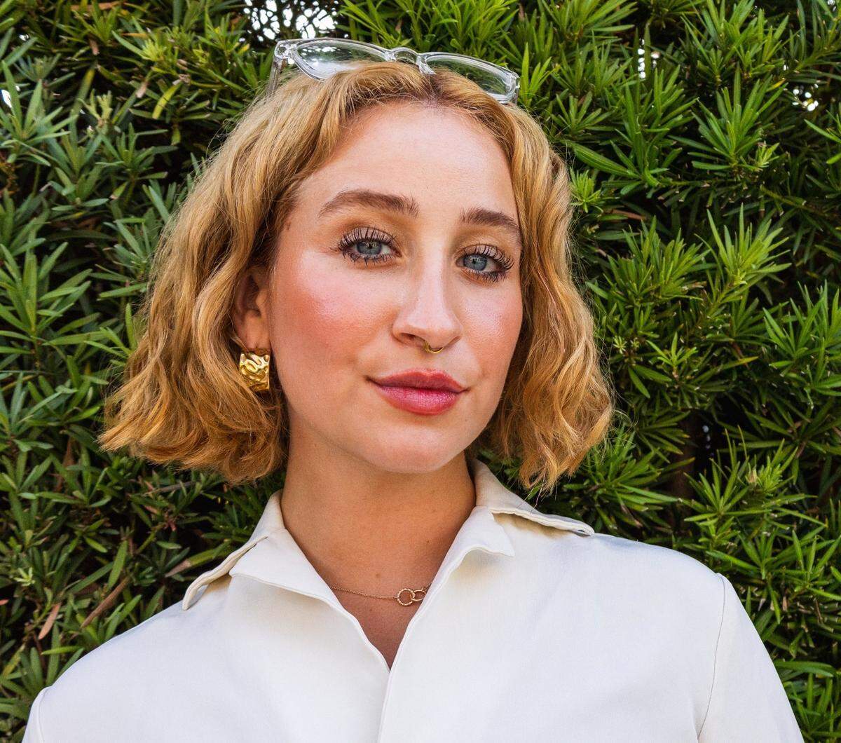 Profile Image of Vivienne Serret