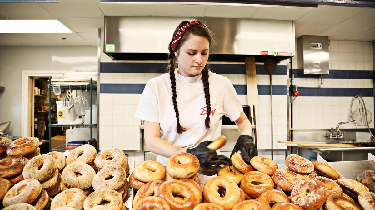 The popular Benchwarmers Bagels is expanding to North Hills with its third Triangle location.