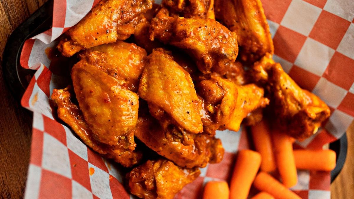 What’s the best wing style, flats or drums?