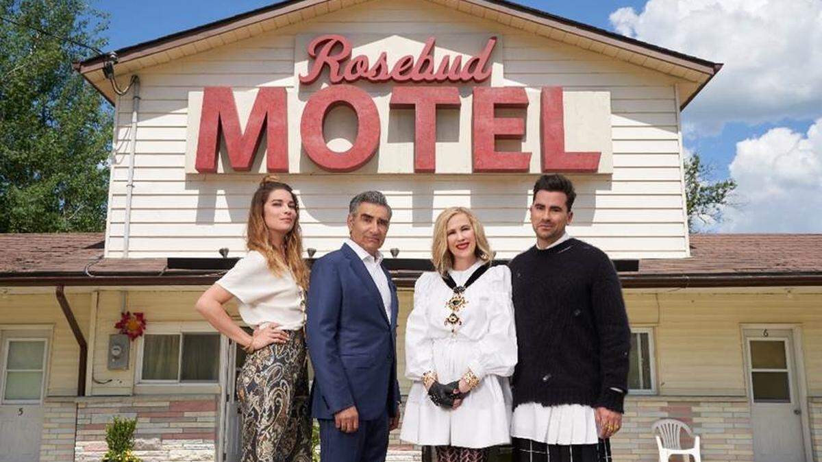 (L-R): Annie Murphy, Eugene Levy, Catherine O’Hara and Daniel Levy of “Schitt’s Creek.” 