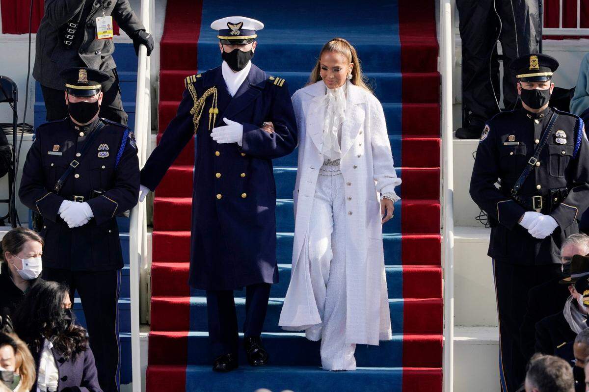 Jennifer Lopez arrives to sing during the 59th Presidential Inauguration at the U.S. Capitol in Washington, Wednesday, Jan. 20, 2021.
