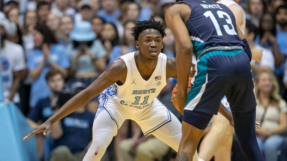 North Carolina transfer D’Marco Dunn is considering Wichita State in recruiting this summer.