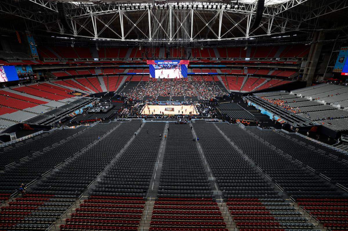 N.C. State practices at State Farm Stadium in Glendale, Ariz., Friday, April 5, 2024. The Wolfpack will face Purdue in the NCAA Tournament national semifinals Saturday.