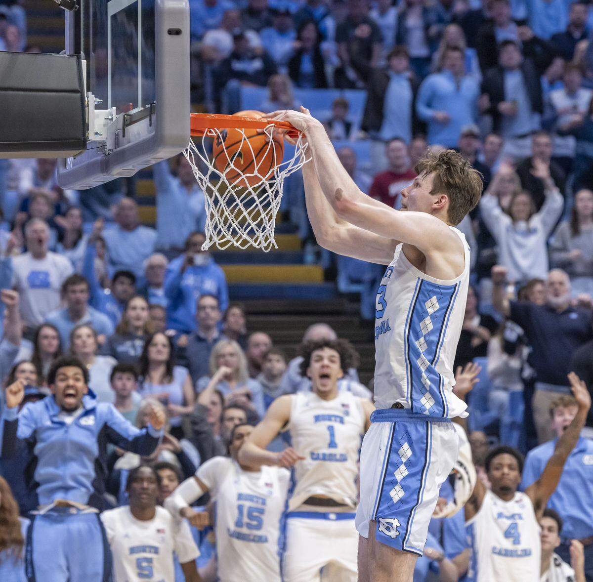 North Carolina center Henri Veesaar (13) dunks on a fast break in the closing minute of play against Virginia Tech on Saturday, February 28, 2026 at the Smith Center in Chapel Hill, N.C.  Veesaar lead all scores with 26 points. 
