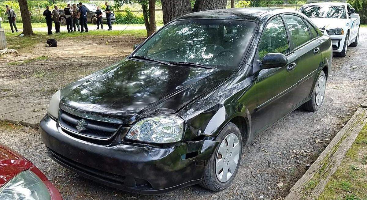 Deputies released this photo of Carl Ray Kennedy's vehicle, which he had painted black from its original gold color in an attempt to elude authorities.