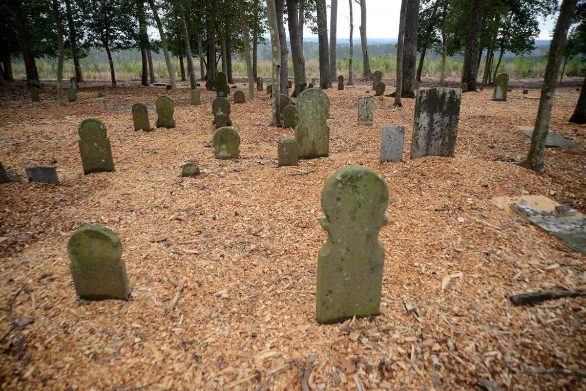 The Old Scotch Graveyard in Carthage, NC.