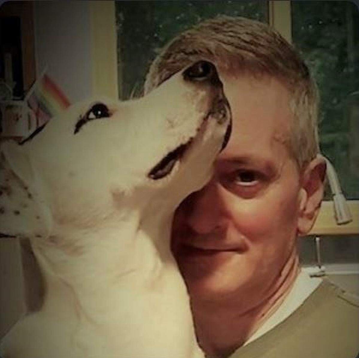 Profile Image of Mark Schultz