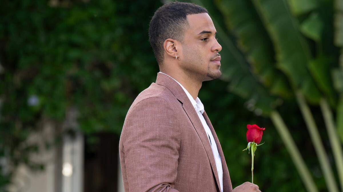 THE BACHELOR - Ò2907Ó - Grant and his final three women arrive in the Dominican Republic, a destination close to his heart. With overnight dates approaching, the women meet with Bachelor Nation favorites to reflect on their feelings as they near the end of their journeys. MONDAY, MARCH 17 (8:00-10:02 p.m. EDT) on ABC. (Disney/Anne Marie Fox) GRANT ELLIS
