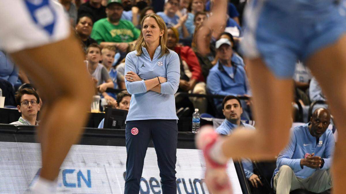 North Carolina Tar Heels head coach Courtney Banghart watches play during the first half at Greensboro Coliseum.